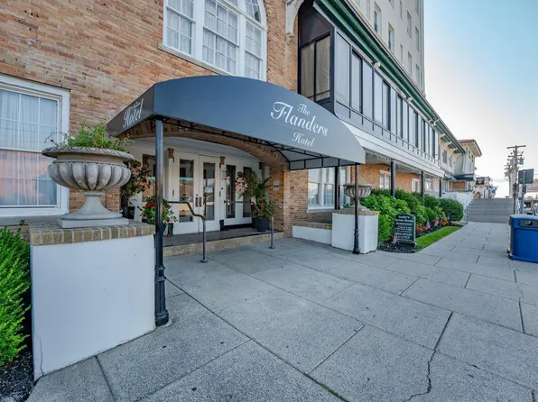 719 11th St #718, Ocean City, NJ 08226