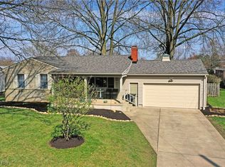1065 Collins Ave, Youngstown, OH