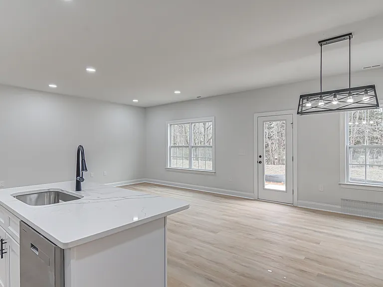 4721 Ridgefall Rd — Photo 5