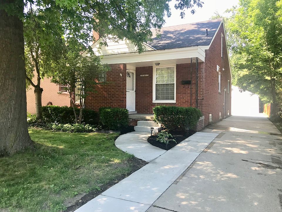 1st image of 20903 Beaufait St