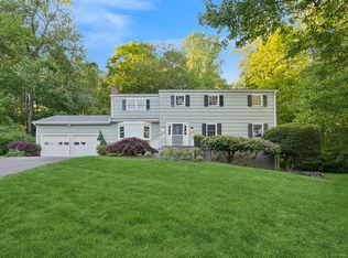 503 Mountain Laurel Rd, Fairfield, CT 06824