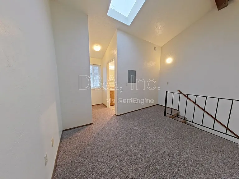 2519 SW Pickford St #C — Photo 6