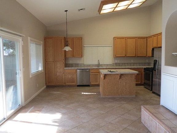 3rd image of 233 Bald Eagle Ct