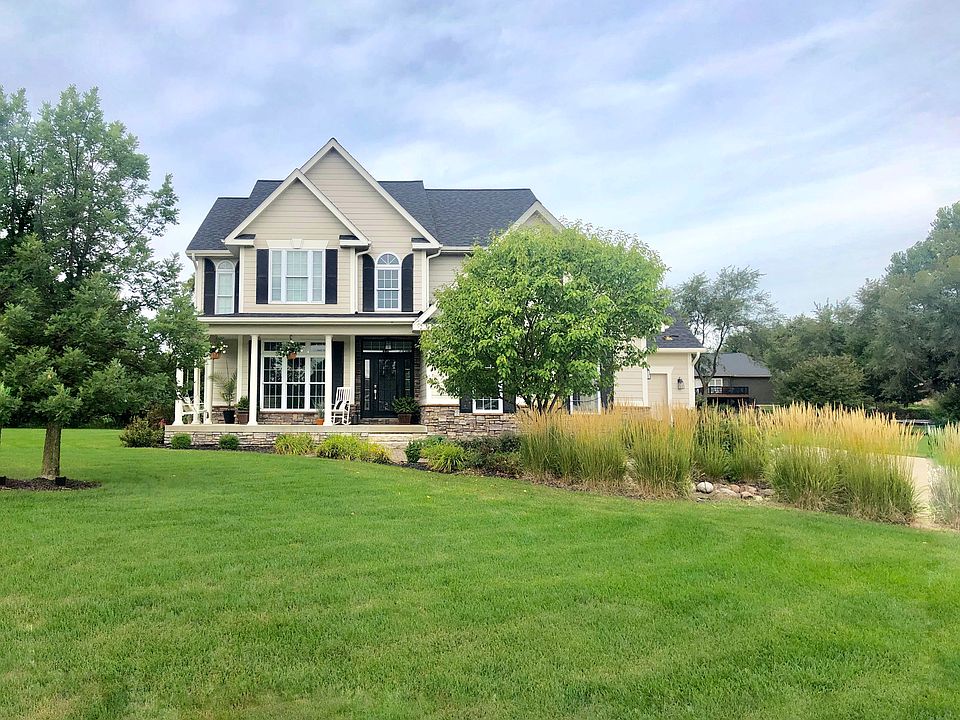 1st image of 404 Kings Pl