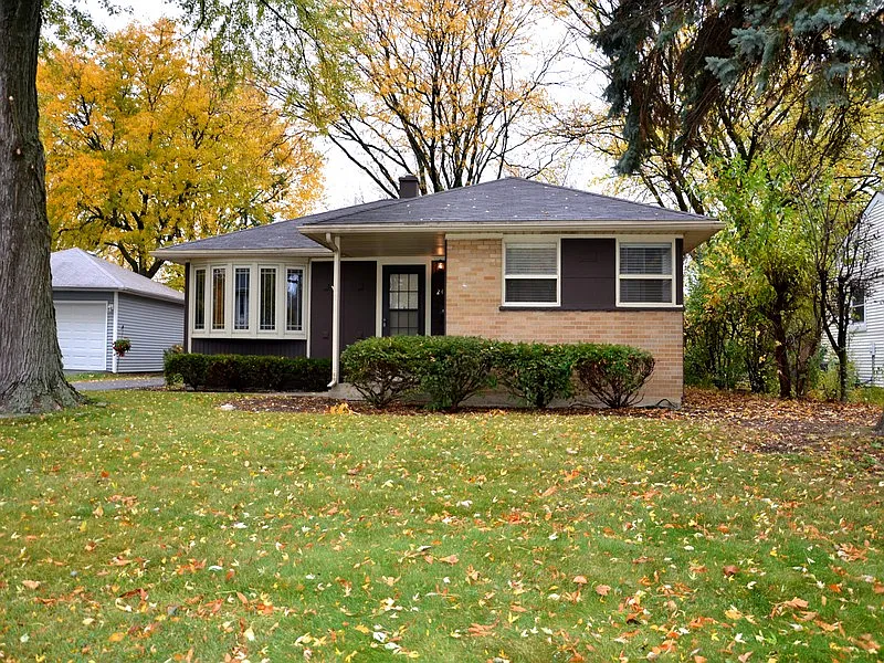 2403 School Dr photo 1