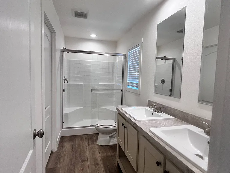 1409 N French St #30 — Photo 6