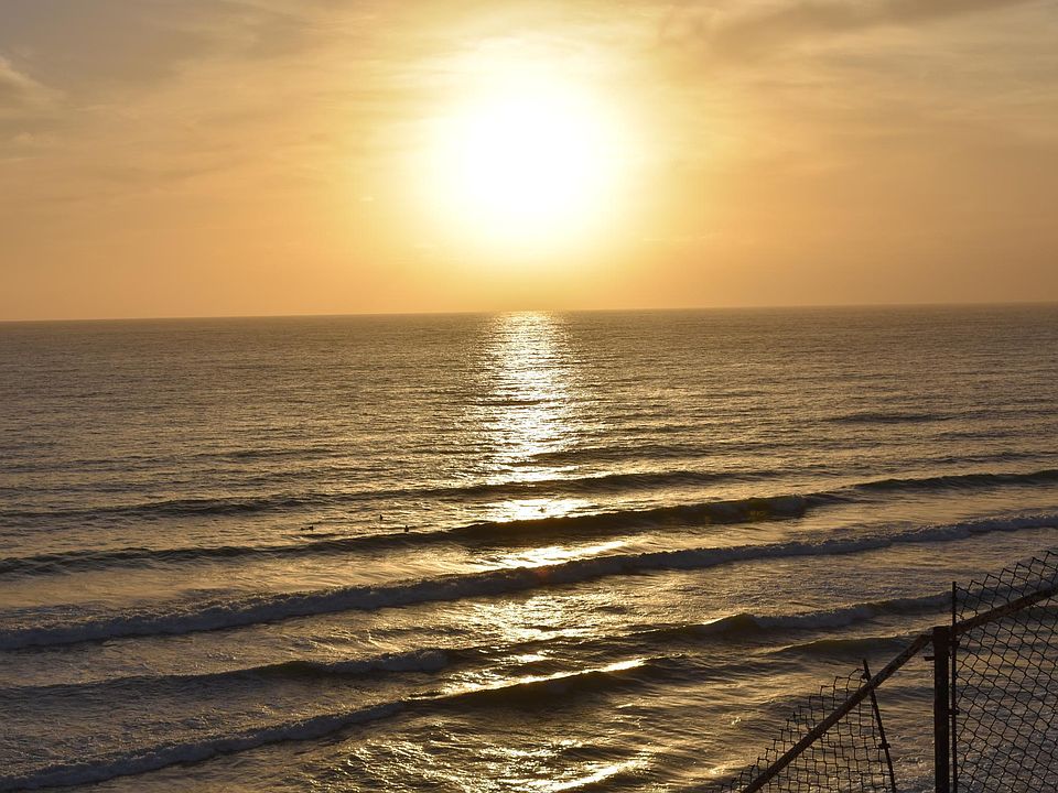 200 steps to beach access