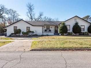 515 W Delaware St, Tahlequah, OK 74464