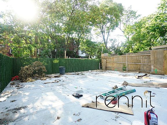 4th image of 336 E 28th St APT 338-1