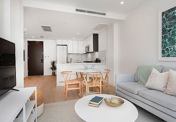 4th image of 148-33 90th Ave #606