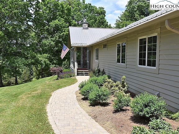 3rd image of 511 South Fork Drive