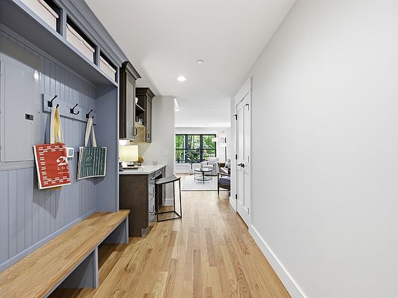5th image of 14 Garfield St #B1