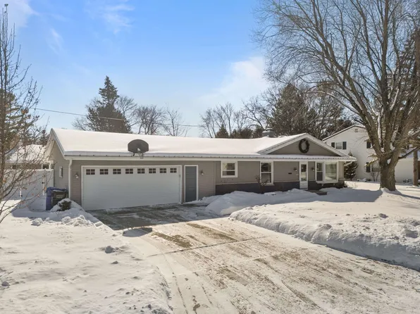 1911 W Charles St, Appleton, WI 54914