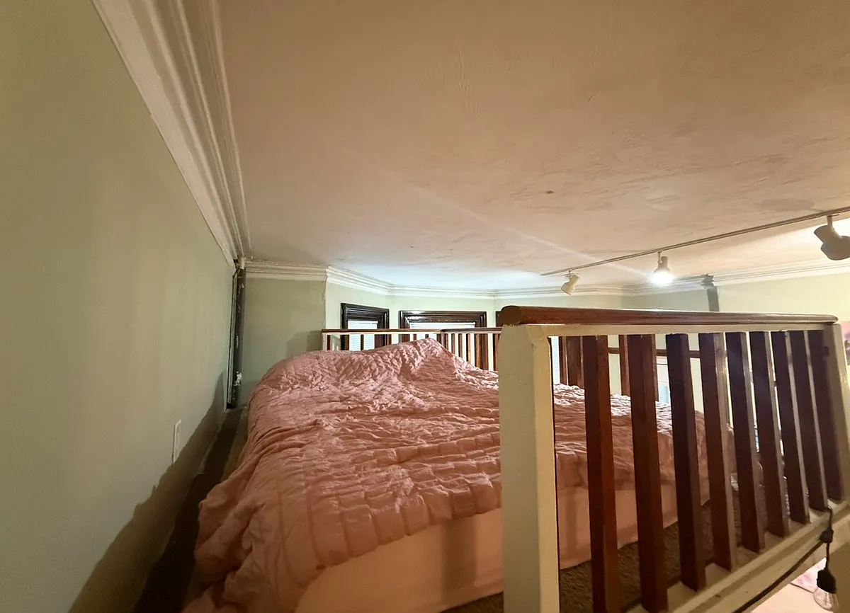 Building Photo - 379 Beacon St #1R