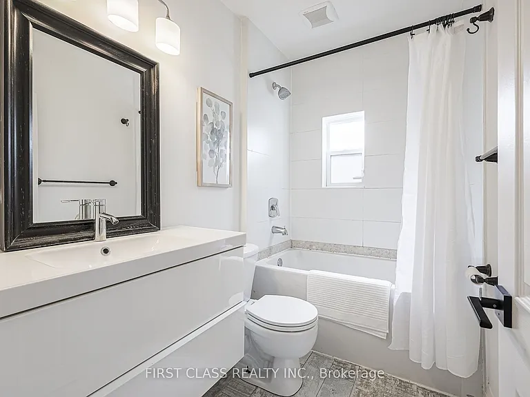 53 Aldridge Ave — Photo 15