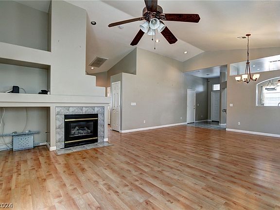 5th image of 9749 Lost Colt Cir