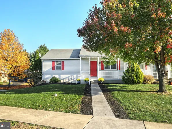 190 Greenfield St, Manchester, PA 17345