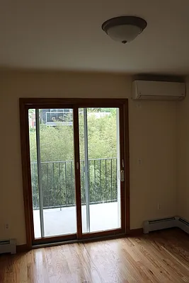 Rented by H L Dynasty Real Estate Corp | media 17