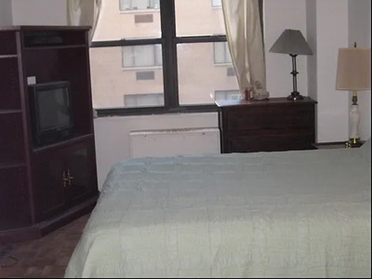 Rented by Akam Sales and Brokerage | media 9