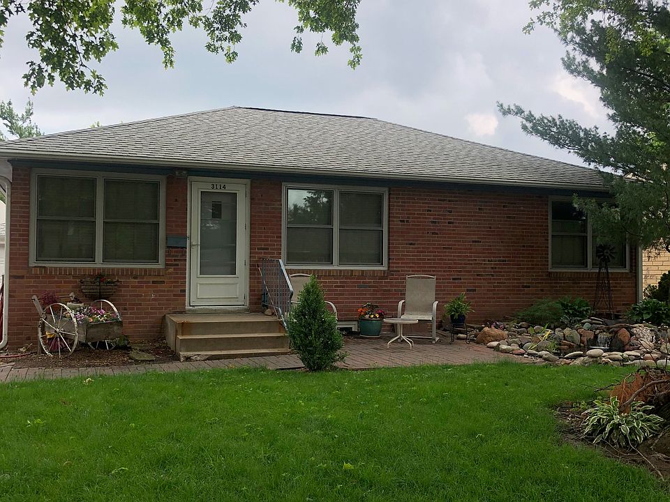 3114 Ryons St; brick ranch.
