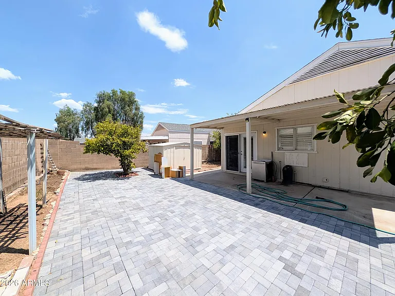 2824 W Angela Dr — Photo 58
