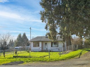 261 SE Grape Ave, Winston, OR 97496