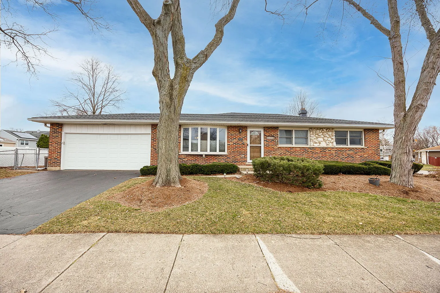 494 Flint Trl photo 1