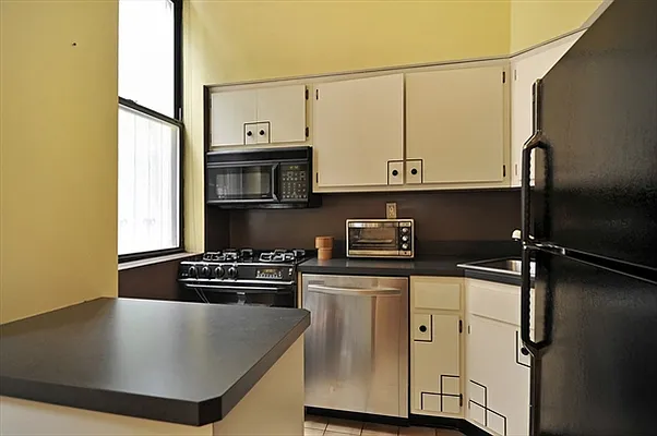 Sold by Citi Habitats | media 14