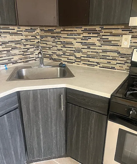 504 Glenmore Ave #3 — Photo 9