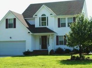 107 Pine Ridge Dr, South Mills, NC 27976