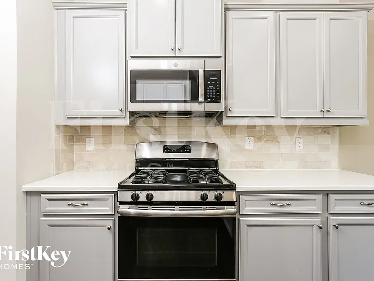 4180 Pleasant Woods Dr — Photo 7