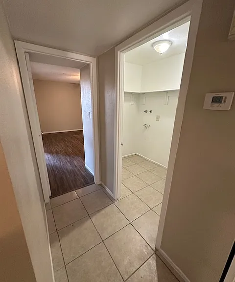 5713 N 44th Ave — Photo 1