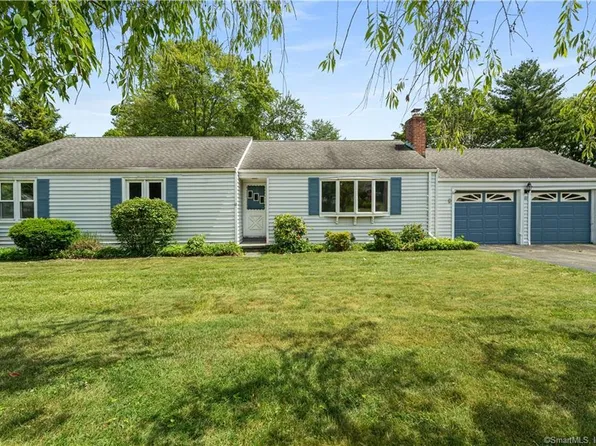 12 Thorburn Avenue, Trumbull, CT 06611