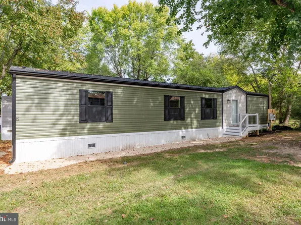 12 Dudley Ln, Fredericksburg, VA 22405