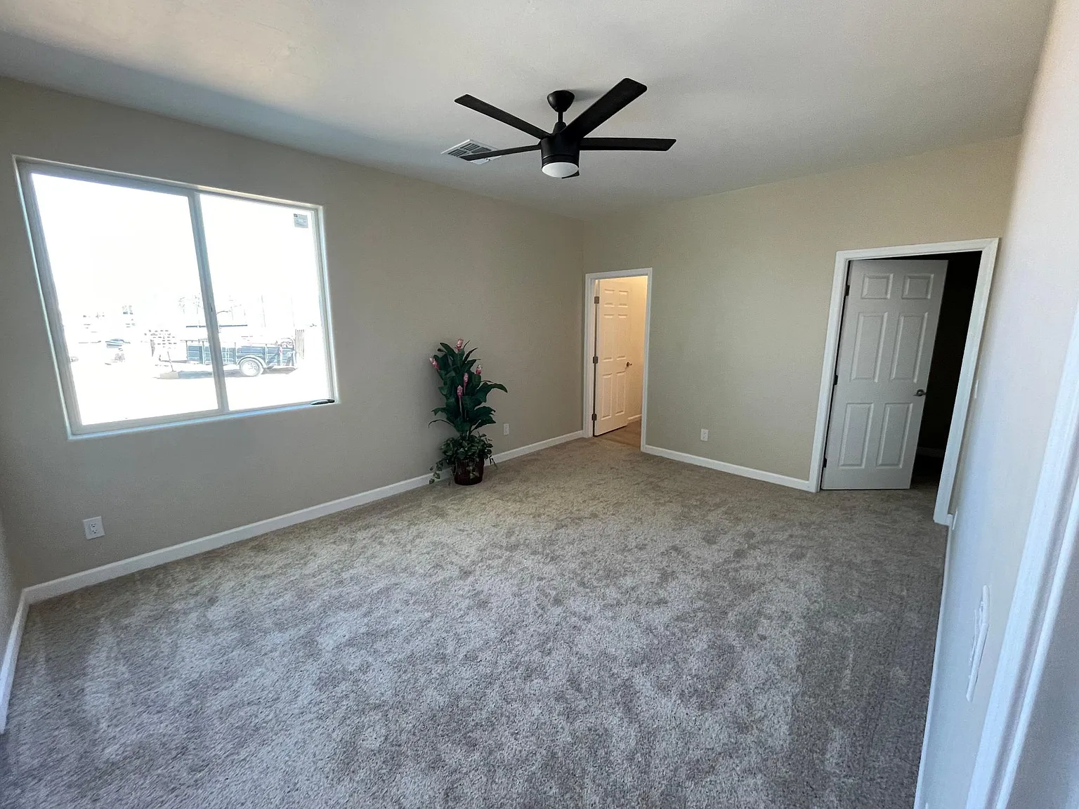 9085 N Shannon Rd — Photo 3