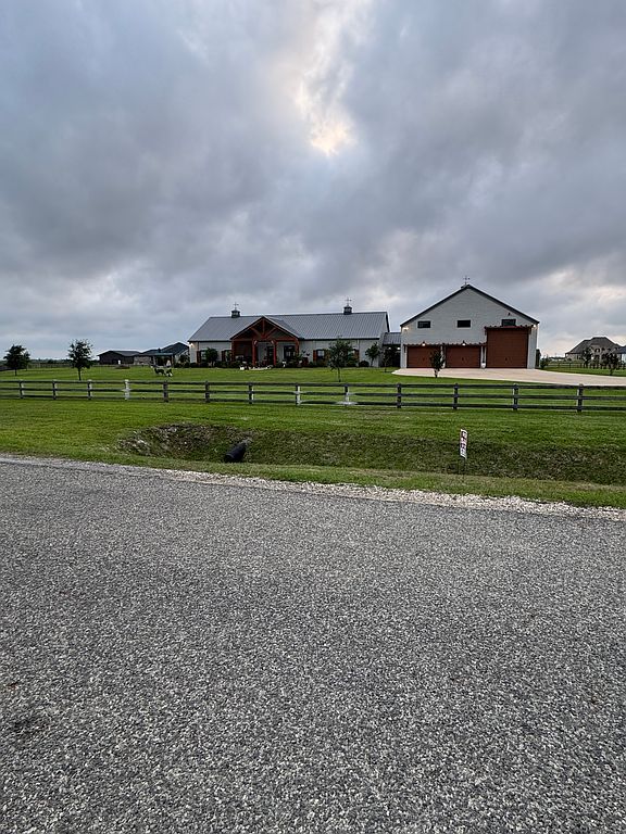 3890 S Pine Island Rd - Property Image