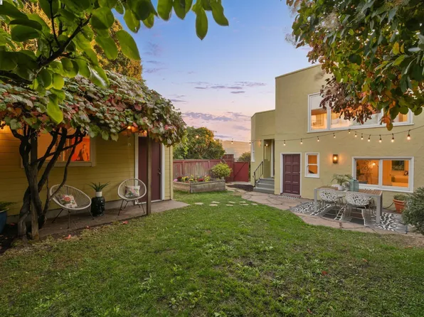 907 Carmel Ave, Albany, CA 94706