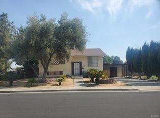119 W Hazelwood Pl, Lemoore, CA 93245