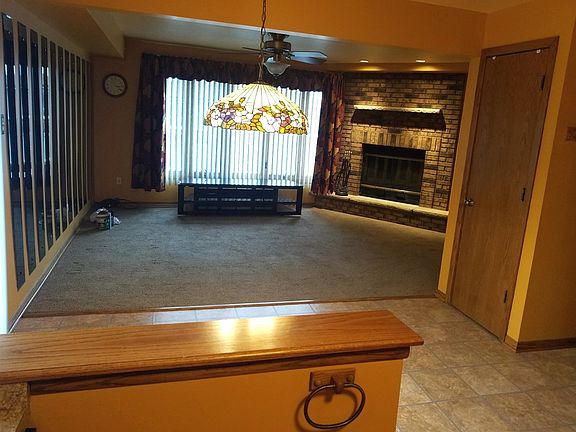 4th image of 6237 S Newland Ave APT 3S