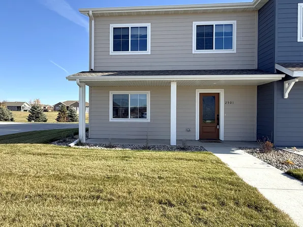 2501 Oak Branch Ave, Brookings, SD 57006