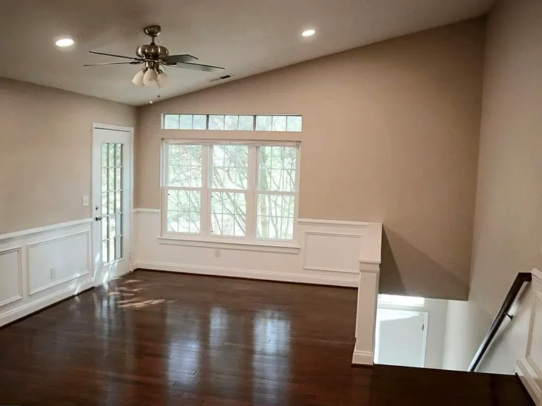8606 Devon Hills Dr — Photo 2