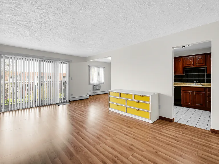 2 Villa Verde Dr #320 — Photo 7