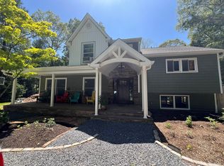 23 Craig Dr, Huntington Station, NY 11746
