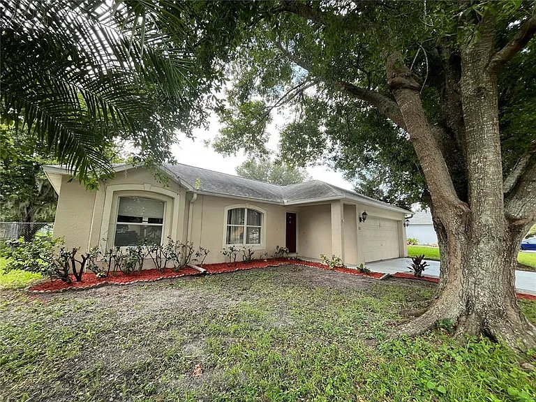 821 Marquis Ct — Photo 21