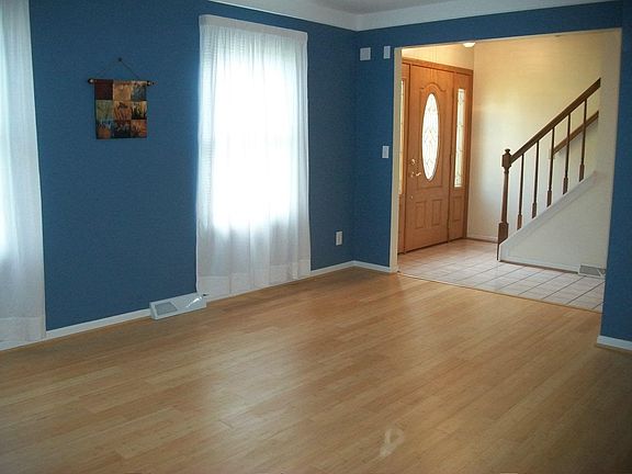 4th image of 10555 Wellingwood Ct