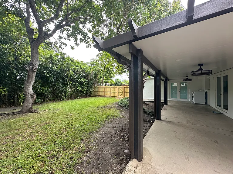 9841 Dominican Dr — Photo 10