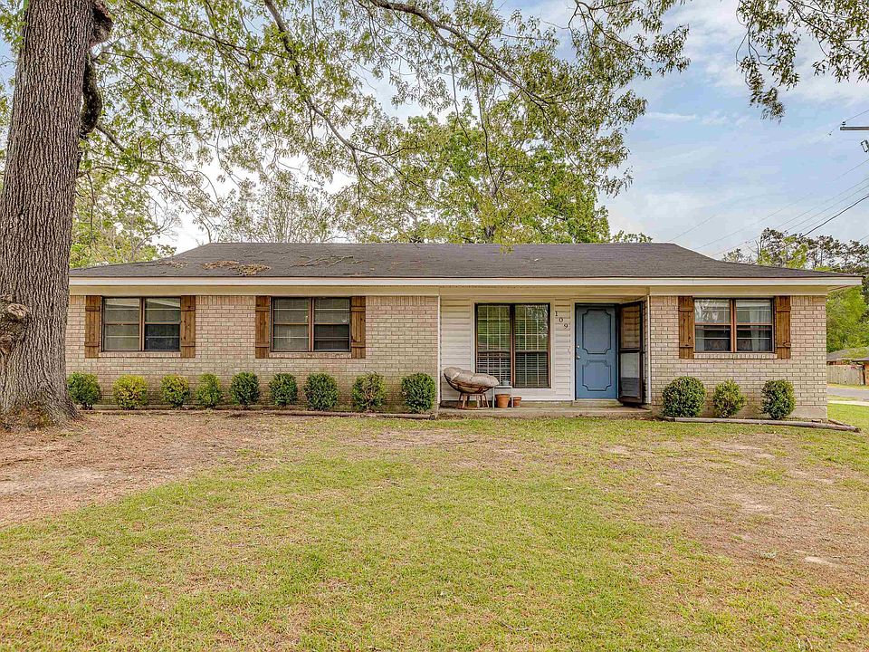1st image of 109 Tensas Ave