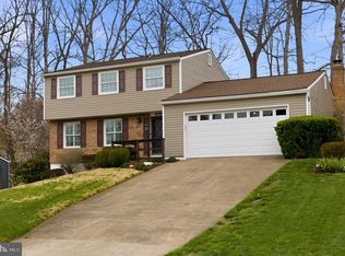 5755 Heming Ave, Springfield, VA 22151