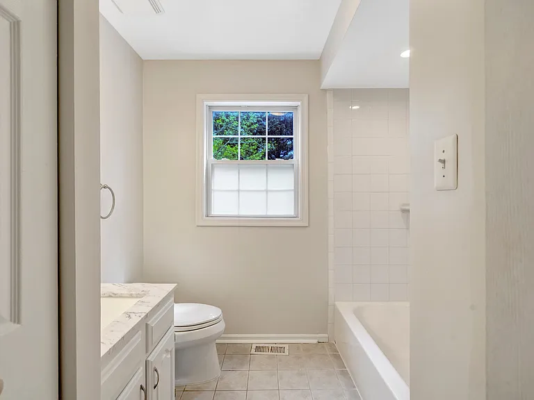 10929 Park Rd — Photo 18