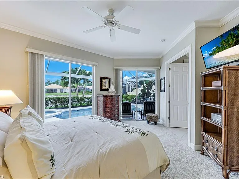 14734 Glen Eden Dr — Photo 15